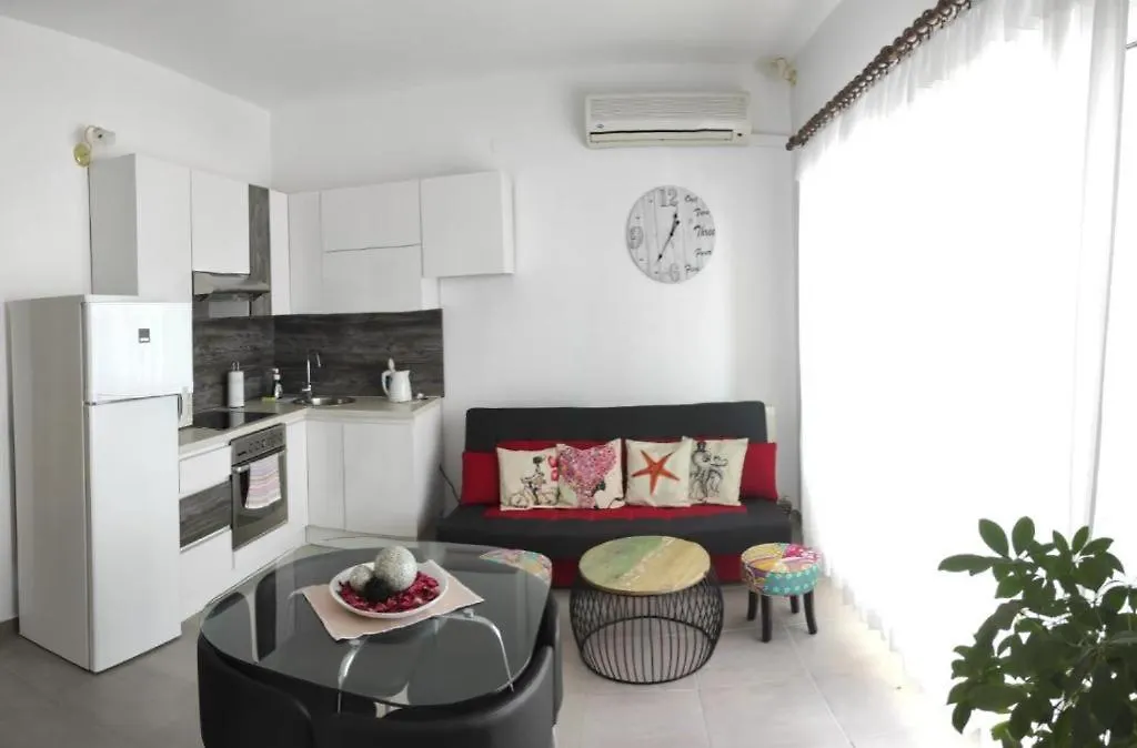 Apartments Sollis Trogir