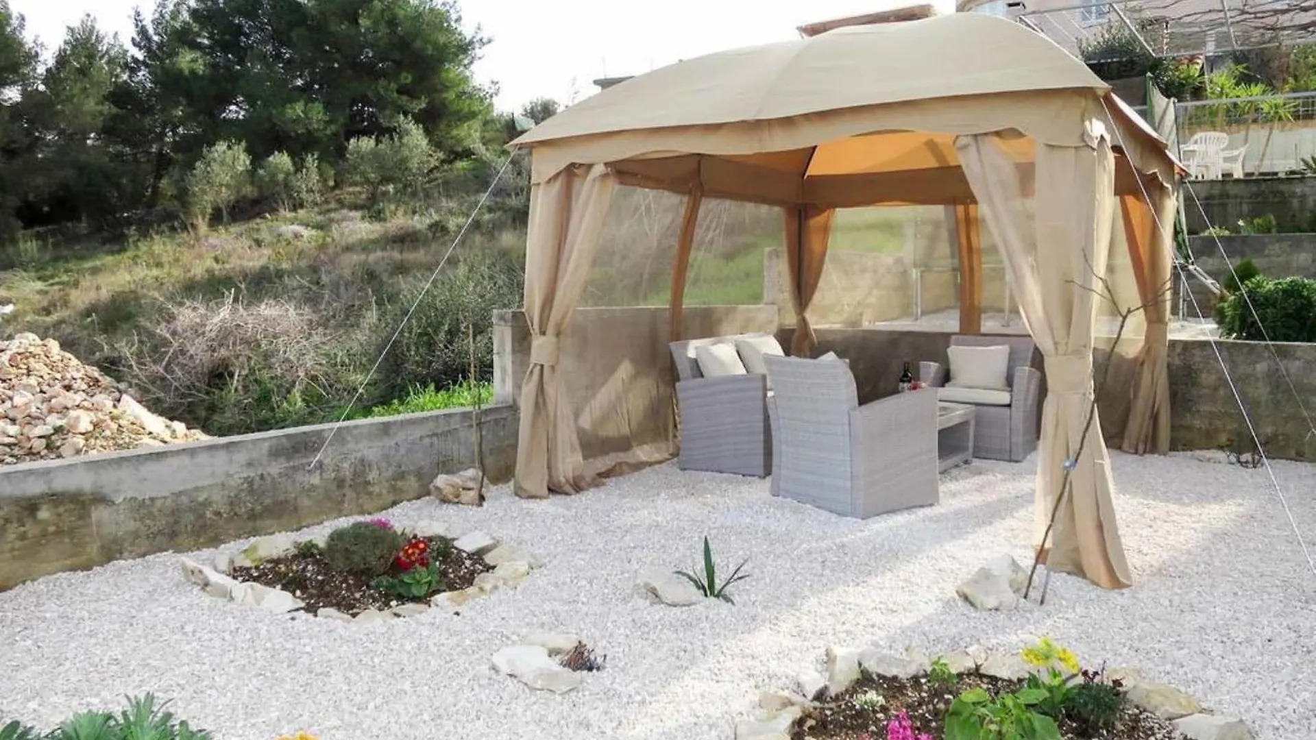 Apartments Sollis Trogir Croatia